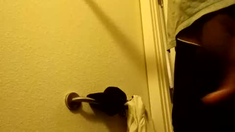 Snapshot of mizerze chatting on 01-14-26, 10:43 mizerze online show from 01-14-26, 10:43