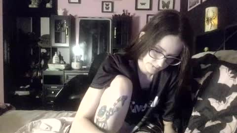 Snapshot of mizzbonez chatting on 02-03-26, 03:48 Mizz Bonez online show from 02-03-26, 03:48