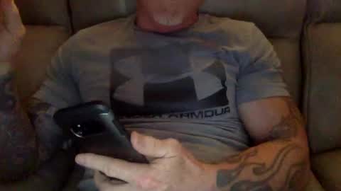 Snapshot of mjg175 chatting on 01-14-25, 09:09 SexyRed online show from 01-14-25, 09:09