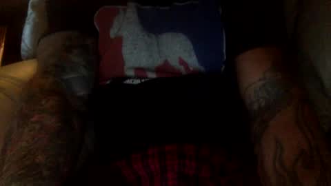 Snapshot of mjg175 chatting on 10-10-25, 12:15 SexyRed online show from 10-10-25, 12:15