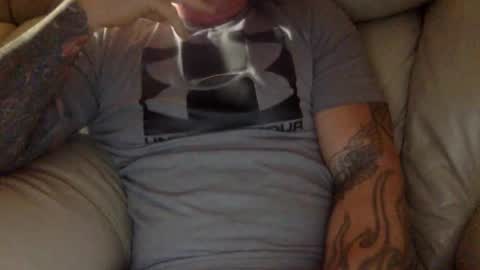 Snapshot of mjg175 chatting on 01-05-26, 08:45 SexyRed online show from 01-05-26, 08:45