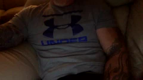 Snapshot of mjg175 chatting on 01-06-26, 05:49 SexyRed online show from 01-06-26, 05:49