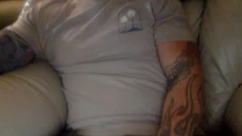 Snapshot of mjg175 chatting on 05-08-26, 07:19 SexyRed online show from 05-08-26, 07:19