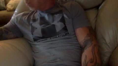 Snapshot of mjg175 chatting on 05-30-26, 05:43 SexyRed online show from 05-30-26, 05:43