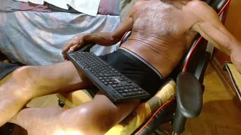 Mario jose online show from 12-25-24, 05:37