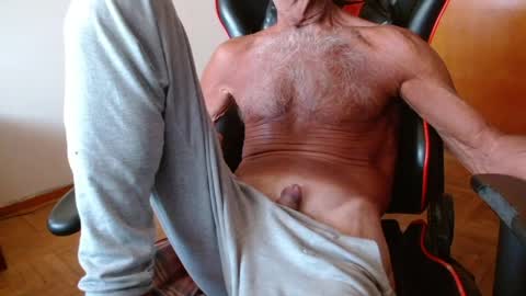 Mario jose online show from 04-09-26, 01:27