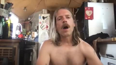 Snapshot of mjmarvin80 chatting on 03-08-26, 07:28 mjmarvin80 online show from 03-08-26, 07:28