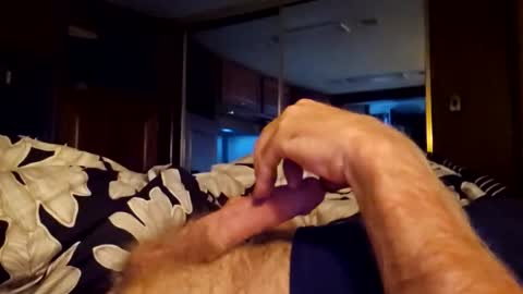 Snapshot of mjolnirandazzarra chatting on 01-17-26, 04:00 mjolnirandazzarra online show from 01-17-26, 04:00