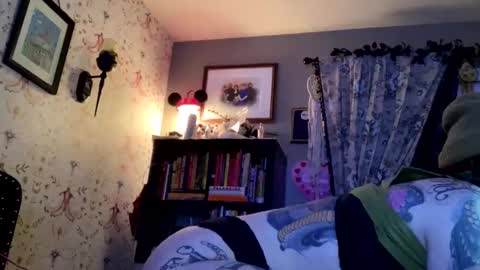 Ebony  Ivory online show from 01-19-25, 09:01