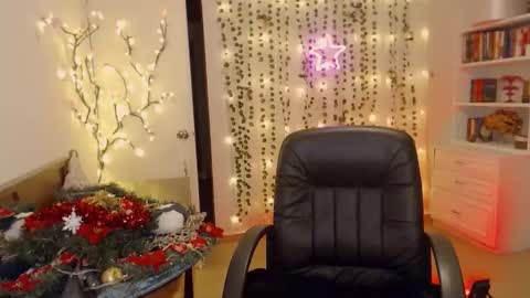 Alice online show from 12-29-24, 03:33