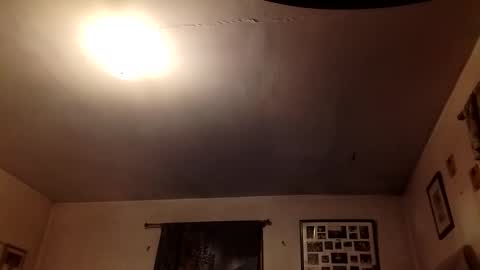 Snapshot of ml135 chatting on 09-25-25, 02:15 ml135 online show from 09-25-25, 02:15