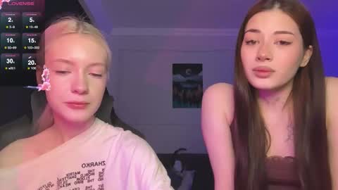 Snapshot of mmkakpoxyi22 chatting on 03-17-26, 07:50 alice and ray online show from 03-17-26, 07:50