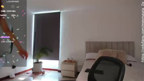 MAYRA   online show from 09-25-25, 09:18