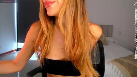 MAYRA   online show from 10-05-25, 08:18