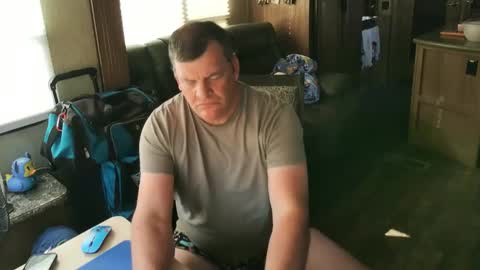 mmmthatsfunnn online show from 09-18-25, 10:01