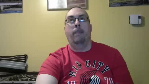 mark online show from 04-10-26, 03:56