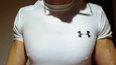 Snapshot of mmuscularman chatting on 10-14-25, 07:53 mmuscularman online show from 10-14-25, 07:53