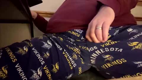 Snapshot of mnguy19726969 chatting on 10-27-25, 02:54 mnguy19726969 online show from 10-27-25, 02:54