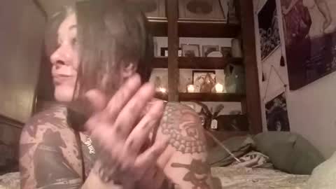 Snapshot of mnkfun4u chatting on 02-01-26, 06:23 Kittykittybangbang online show from 02-01-26, 06:23