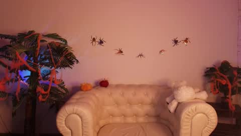 Snapshot of moana_light chatting on 11-07-25, 02:44 hey meet with me online show from 11-07-25, 02:44