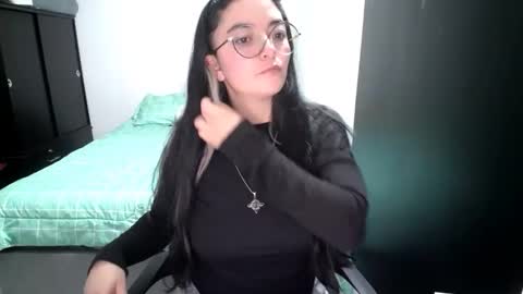 Snapshot of mocca_117 chatting on 01-17-26, 02:38 Sam online show from 01-17-26, 02:38