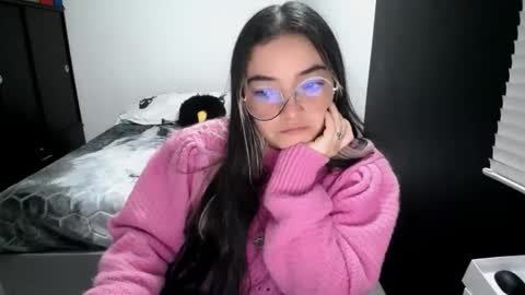 Snapshot of mocca_117 chatting on 02-09-26, 10:52 Sam online show from 02-09-26, 10:52