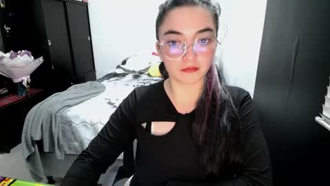 Snapshot of mocca_117 chatting on 02-20-26, 01:35 Sam online show from 02-20-26, 01:35