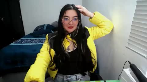 Snapshot of mocca_117 chatting on 03-16-26, 12:31 Sam online show from 03-16-26, 12:31