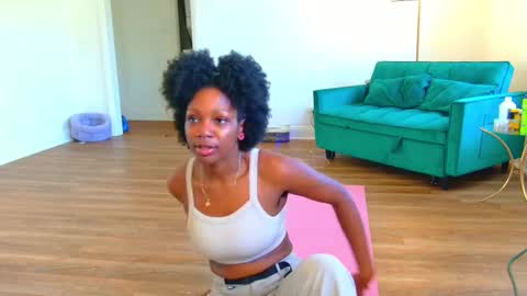 Snapshot of mochamimi chatting on 10-25-25, 02:13 Mocha  BDAY JAN 13  online show from 10-25-25, 02:13