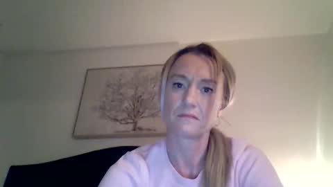Snapshot of mockingbirds91 chatting on 05-22-26, 03:46 mockingbirds91 online show from 05-22-26, 03:46