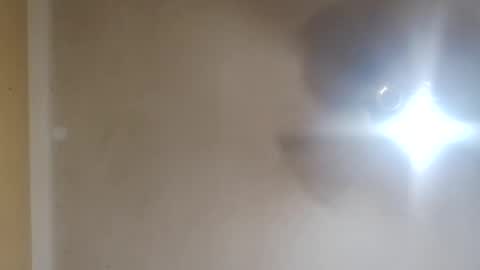 Snapshot of modelo_web18 chatting on 02-22-26, 01:40 camilo online show from 02-22-26, 01:40