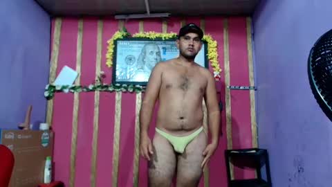 Snapshot of moderno_xxx chatting on 01-07-25, 03:33 Andres online show from 01-07-25, 03:33