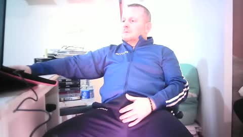 modesto1969 online show from 01-02-25, 02:35