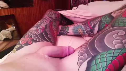 moeron40 online show from 11-04-25, 04:33