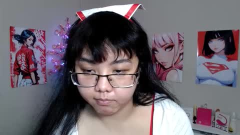 Molly online show from 10-28-25, 04:27