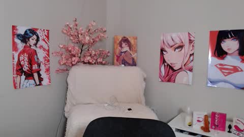 Molly online show from 11-10-25, 04:11