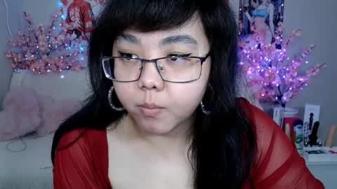 Snapshot of moertomlly chatting on 04-25-26, 03:42 Molly online show from 04-25-26, 03:42