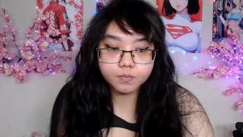 Snapshot of moertomlly chatting on 05-21-26, 05:25 Molly online show from 05-21-26, 05:25