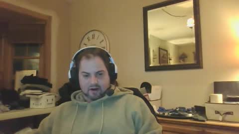 moeschoolnyc online show from 11-30-25, 01:20