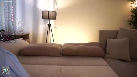 Snapshot of moiraalsbrook chatting on 01-24-25, 11:04 Diana online show from 01-24-25, 11:04