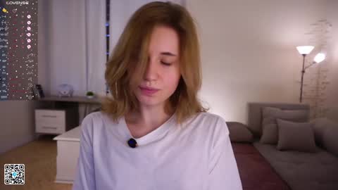 Snapshot of moiraalsbrook chatting on 01-27-25, 08:07 Diana online show from 01-27-25, 08:07