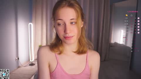 Snapshot of moiraalsbrook chatting on 02-26-25, 08:04 Diana online show from 02-26-25, 08:04