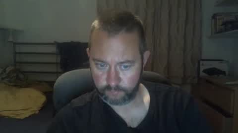 Snapshot of moistfalafel chatting on 09-08-25, 07:35 Jode online show from 09-08-25, 07:35