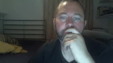 Snapshot of moistfalafel chatting on 09-10-25, 07:25 Jode online show from 09-10-25, 07:25