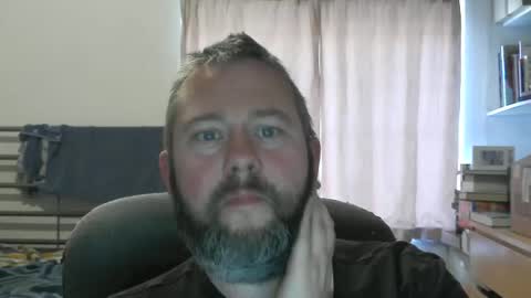 Snapshot of moistfalafel chatting on 04-29-26, 05:30 Jode online show from 04-29-26, 05:30