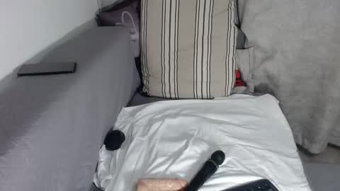 Snapshot of mojjo_erika chatting on 12-07-24, 03:19 erika online show from 12-07-24, 03:19