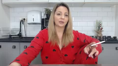 Snapshot of mojjo_erika chatting on 02-16-25, 08:54 erika online show from 02-16-25, 08:54