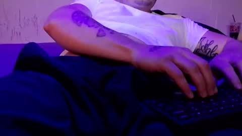 Snapshot of mojozz chatting on 04-26-26, 03:53 LookinForFun online show from 04-26-26, 03:53