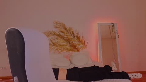 Snapshot of mol1y_kitten chatting on 12-09-24, 12:01 Molly online show from 12-09-24, 12:01