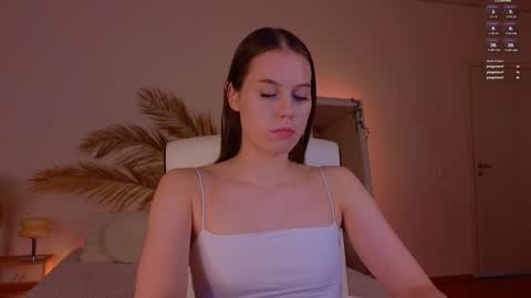 Snapshot of mol1y_kitten chatting on 12-11-24, 09:34 Molly online show from 12-11-24, 09:34